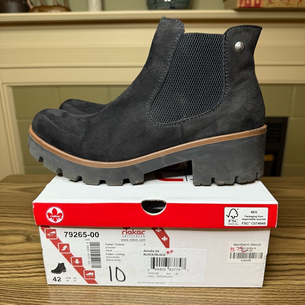 Rieker Amalia Antistress Fleece Lined Pull-On Lug Sole Chelsea Ankle Boot  Sz 10